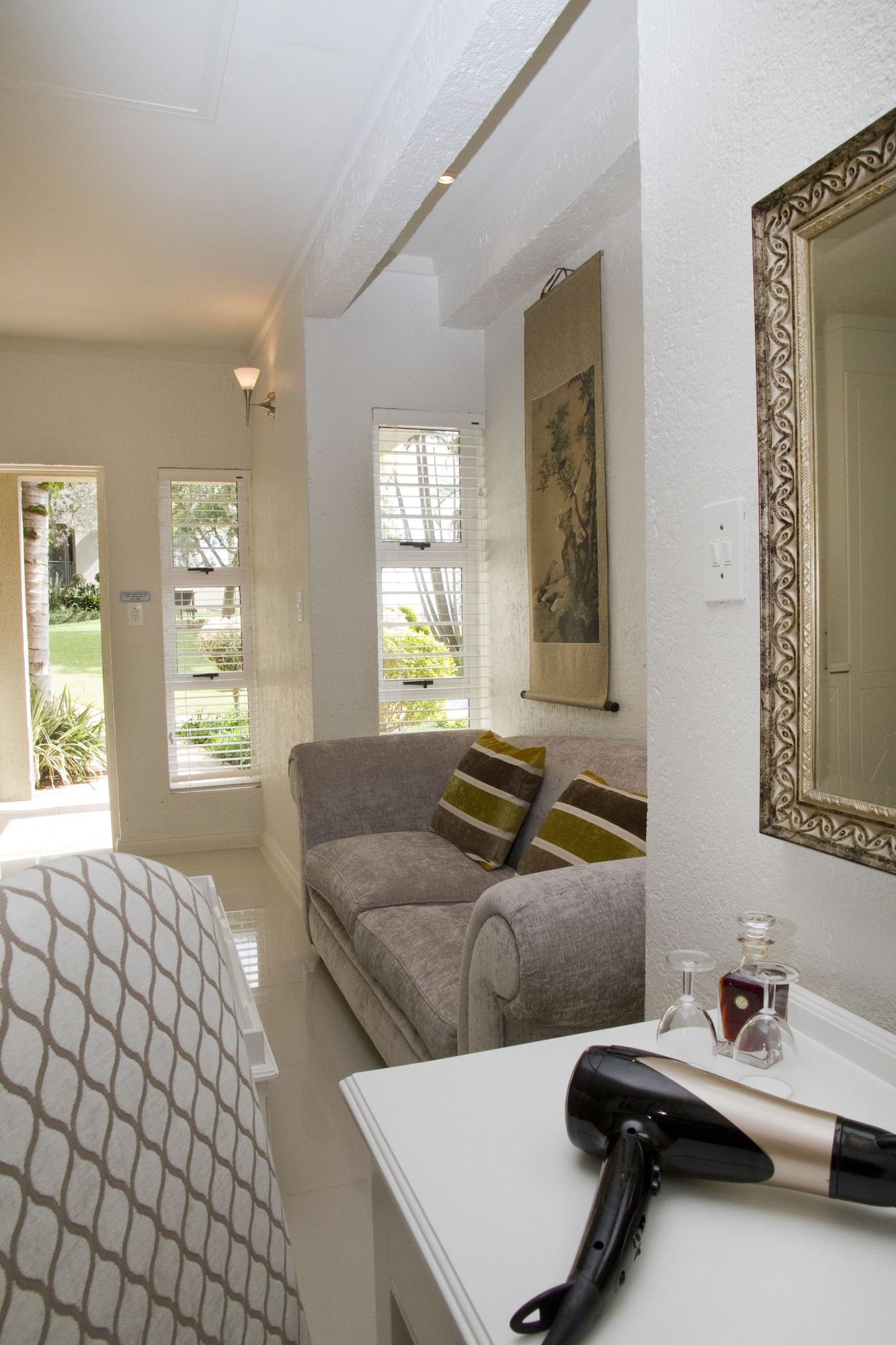 Loerie'S Call Guesthouse Mbombela Ngoại thất bức ảnh