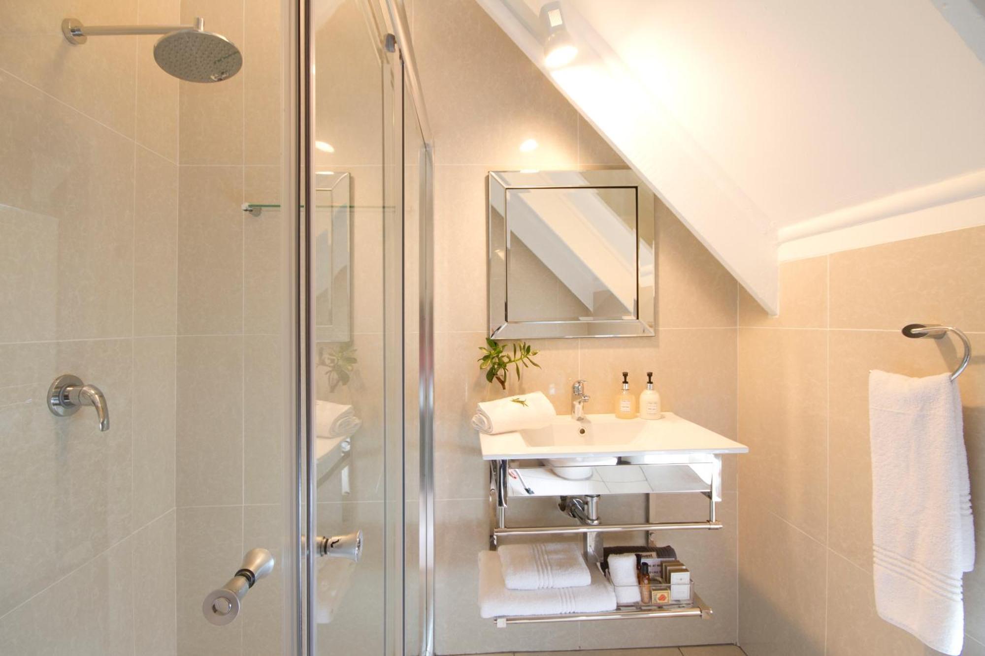 Loerie'S Call Guesthouse Mbombela Ngoại thất bức ảnh